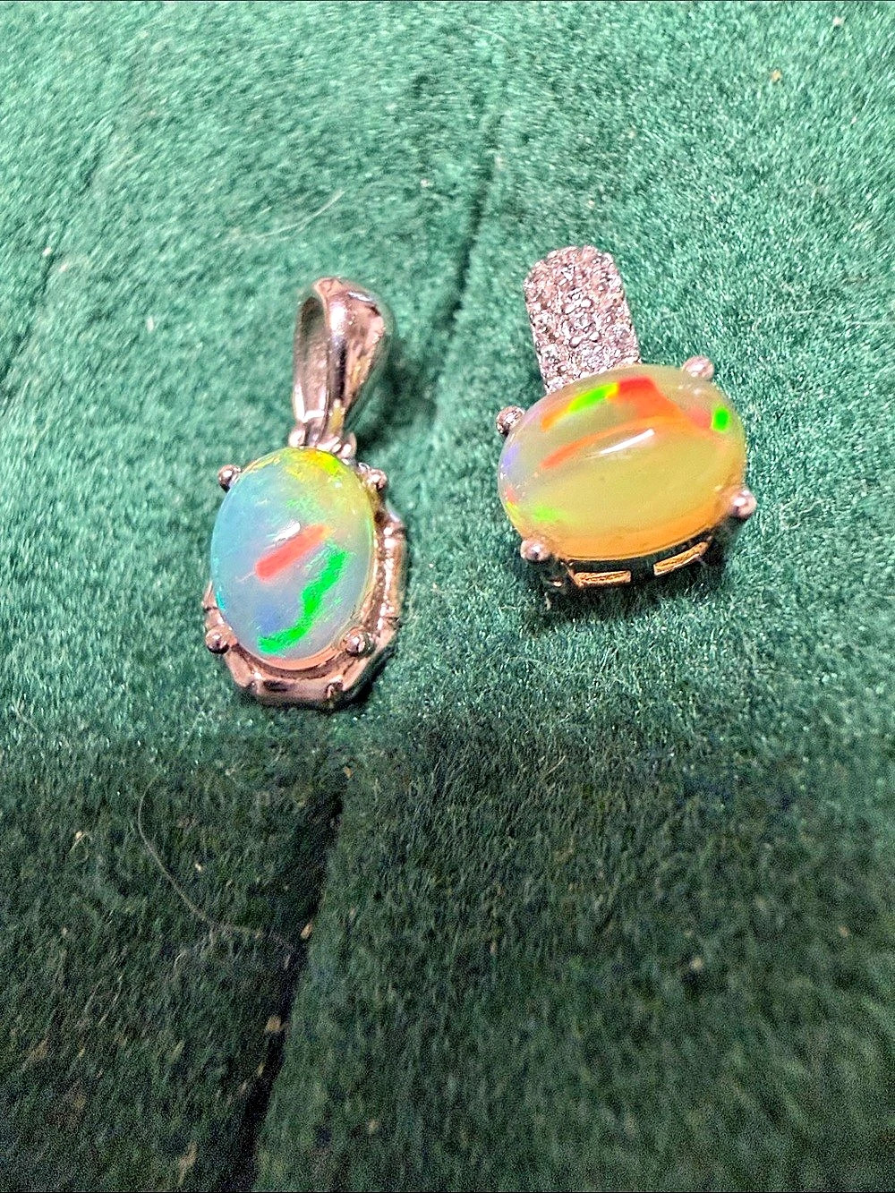 Ethiopia Opal pendant in blue & Yellow flash New